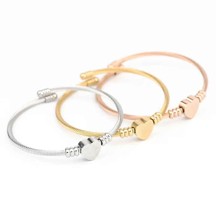 Juno Cable Heart Bracelet