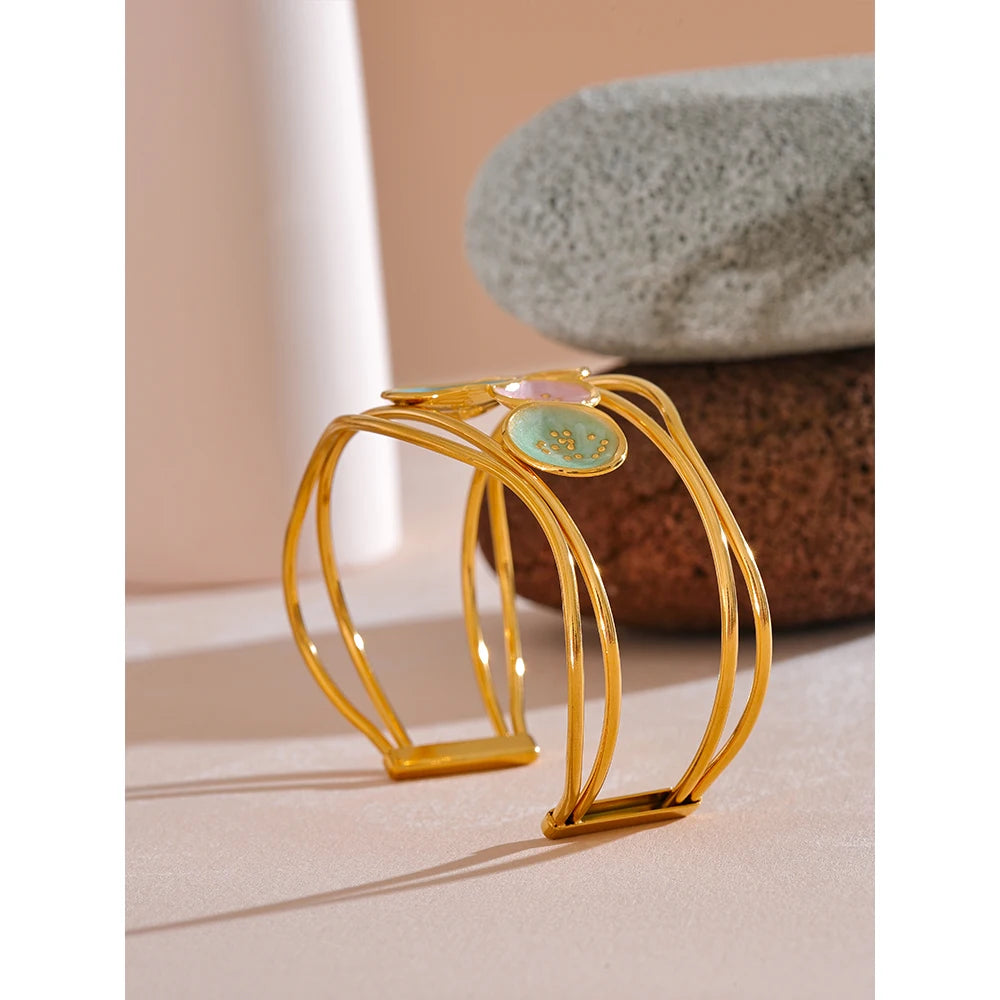 Hestia Bangle Bracelet