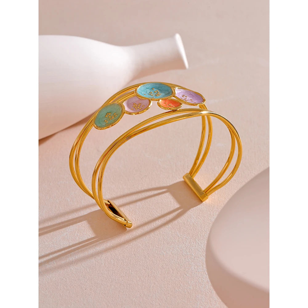 Hestia Bangle Bracelet