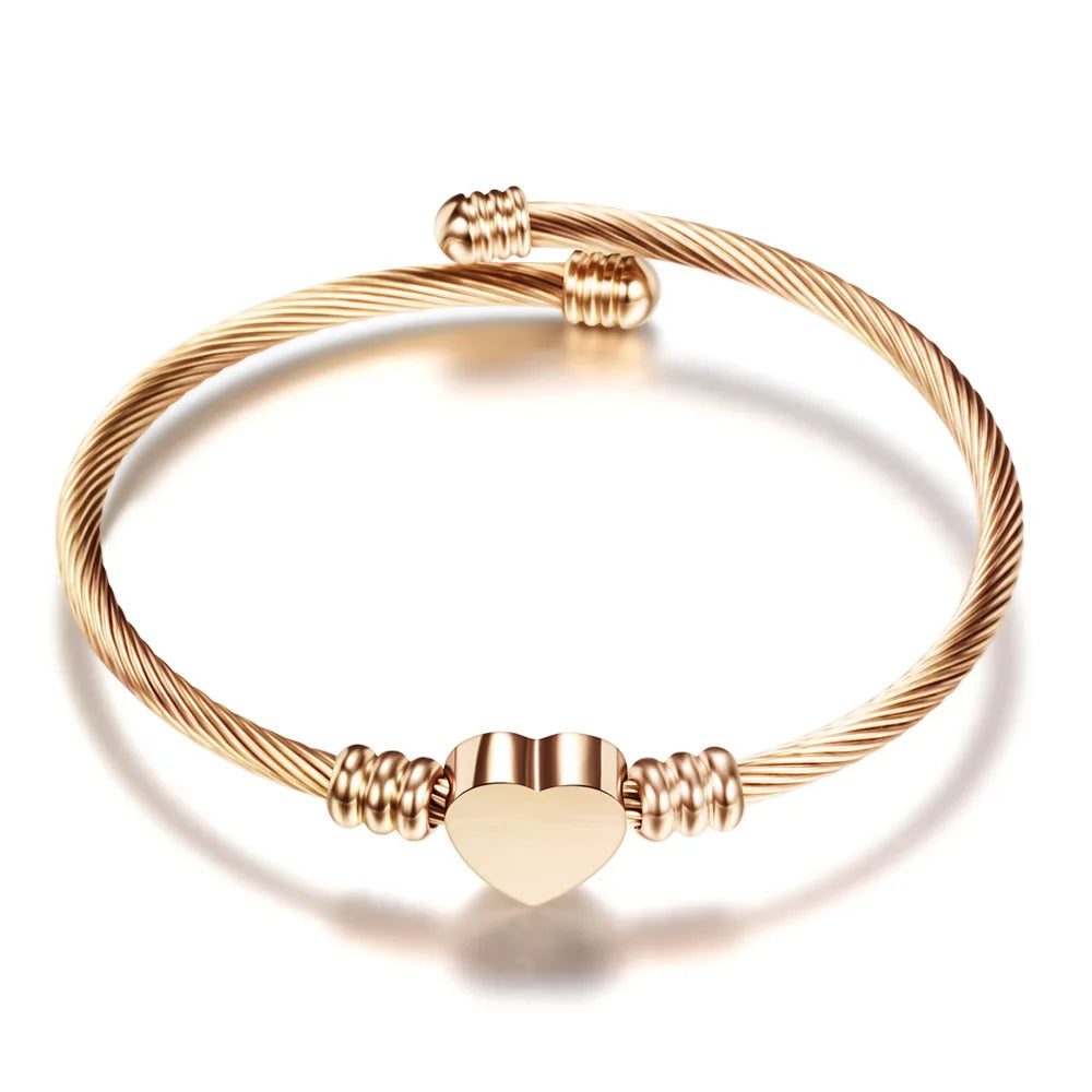 Juno Cable Heart Bracelet