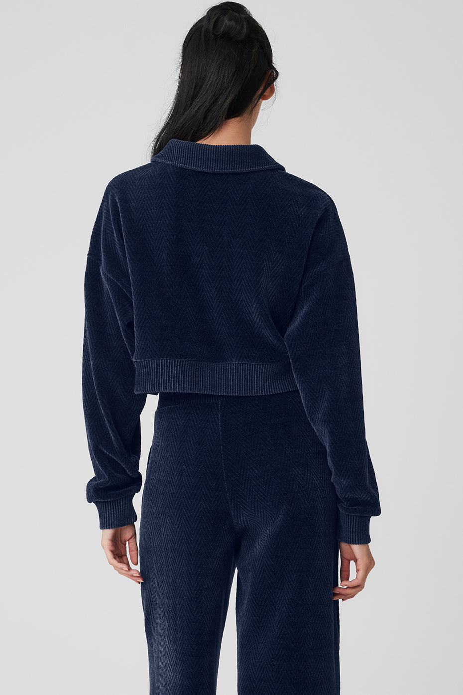 Cropped Cozy Day Henley Pullover - Navy