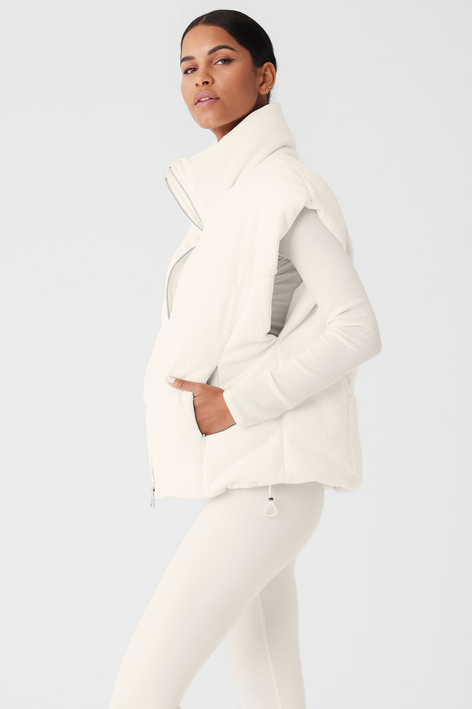 Ribbed Velour Mountain Side Puffer Vest - Ivory