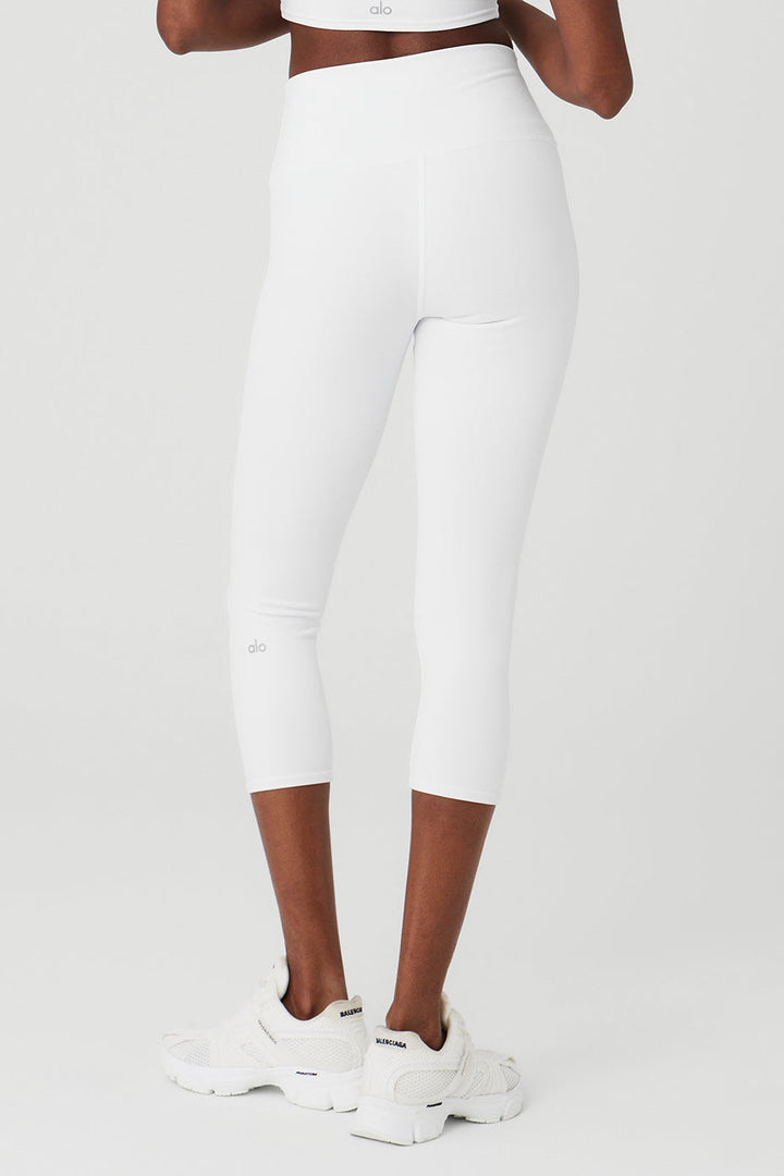 High-Waist Airbrush Capri - White